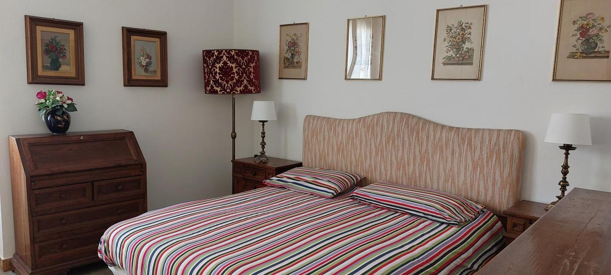 Apartment Cappuccini Family & Group 3 Bedrooms Jacuzzi Fast Wi-fi Air Conditioned Tram Florenz